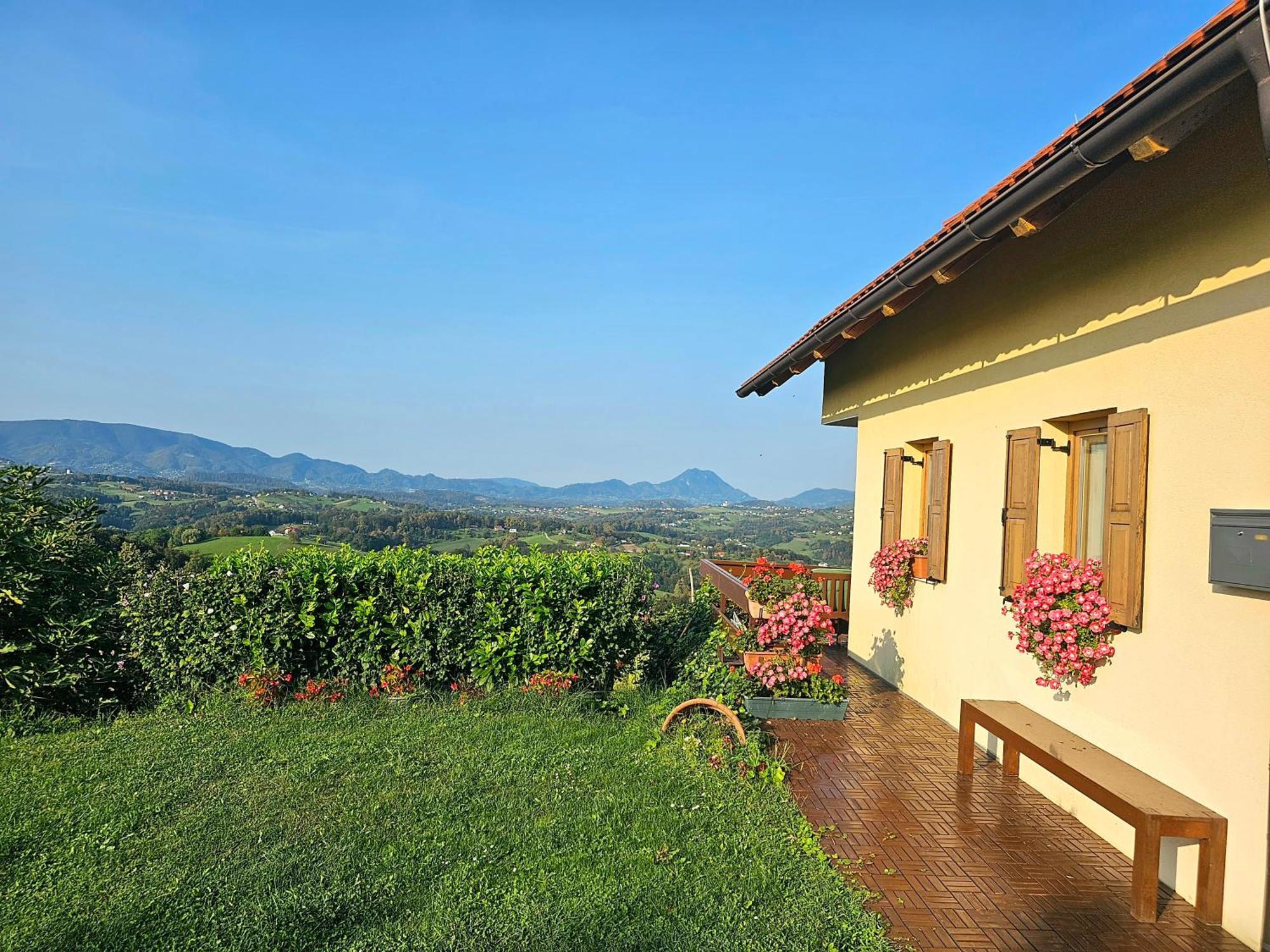 Holiday House Panorama Podcetrtek Ngoại thất bức ảnh